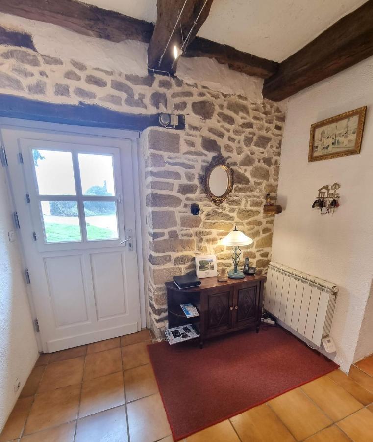 Bed and Breakfast Les Berges De La Planchette Yvignac-la-Tour Esterno foto