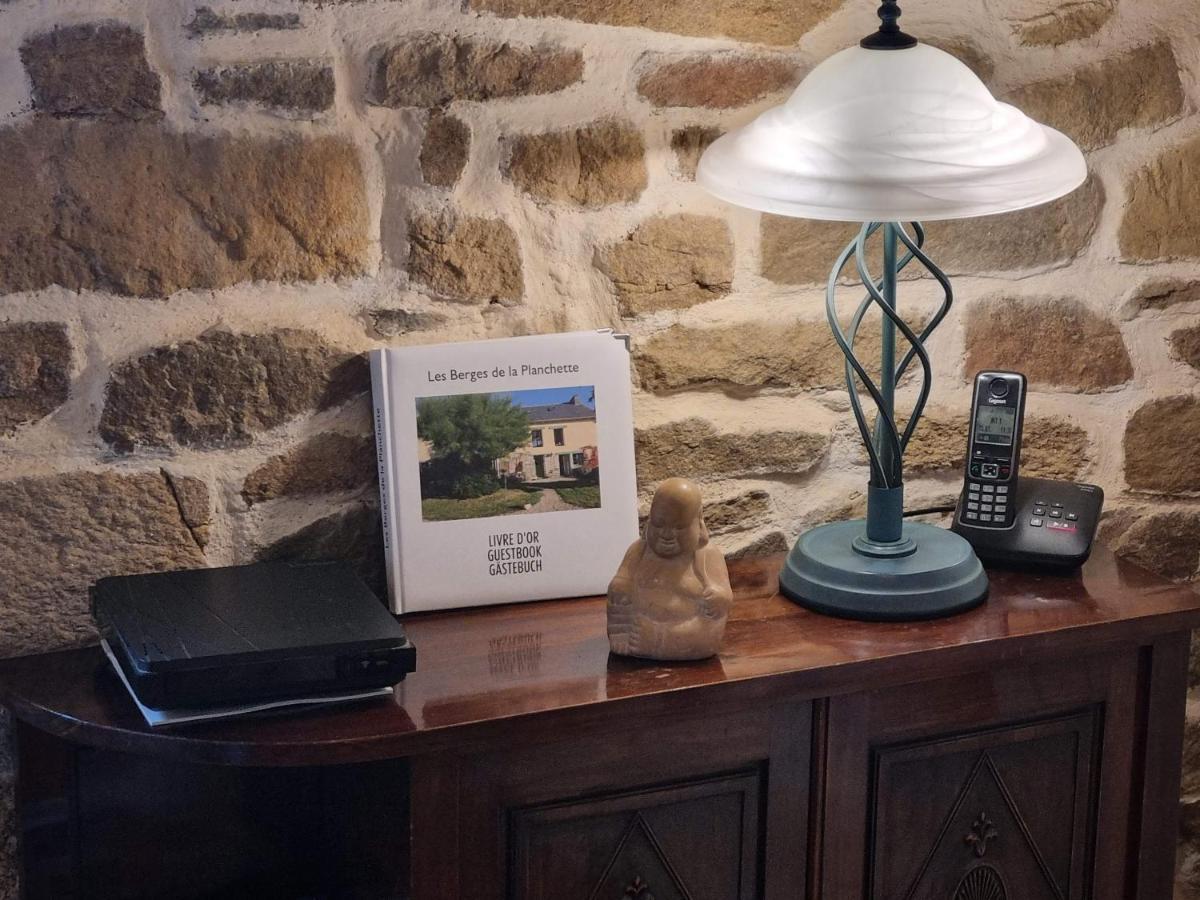 Bed and Breakfast Les Berges De La Planchette Yvignac-la-Tour Esterno foto