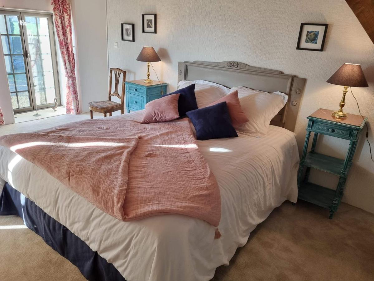 Bed and Breakfast Les Berges De La Planchette Yvignac-la-Tour Camera foto