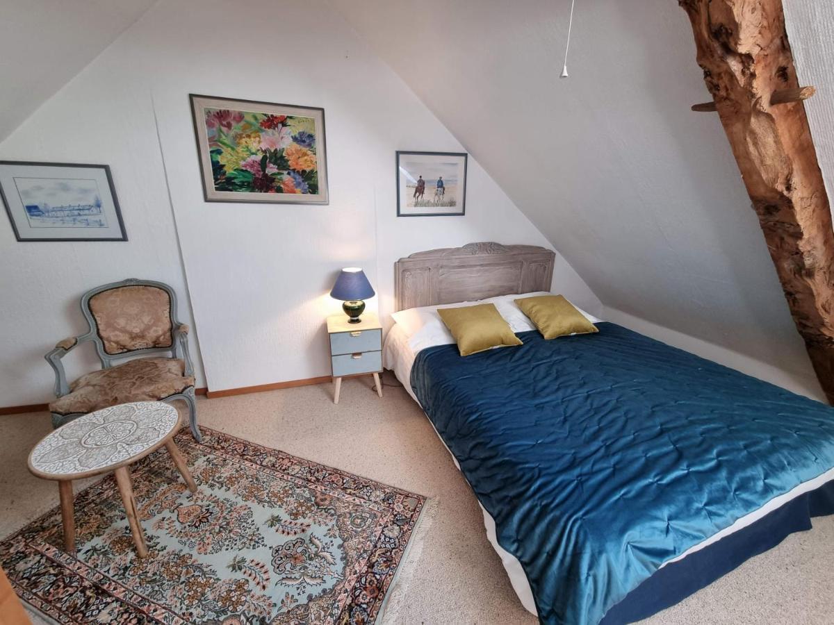 Bed and Breakfast Les Berges De La Planchette Yvignac-la-Tour Camera foto