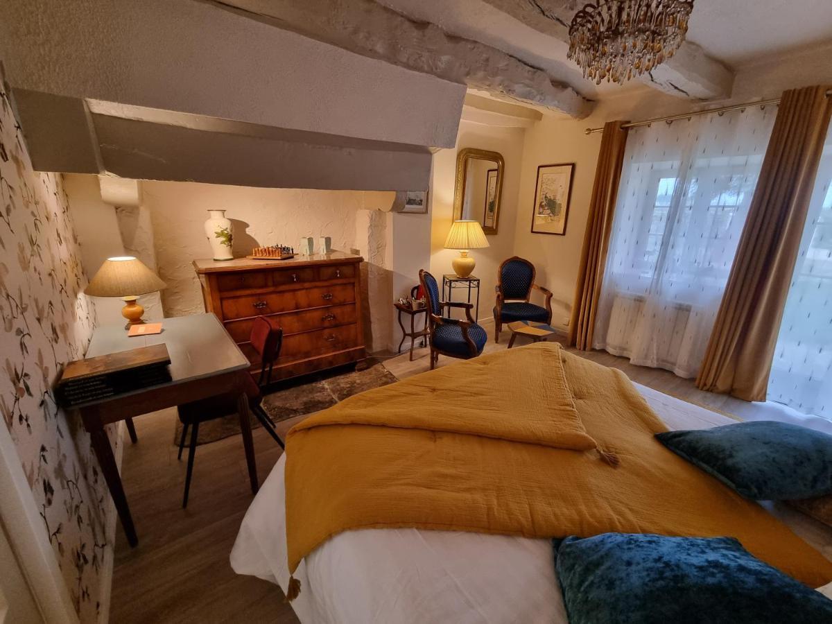 Bed and Breakfast Les Berges De La Planchette Yvignac-la-Tour Esterno foto
