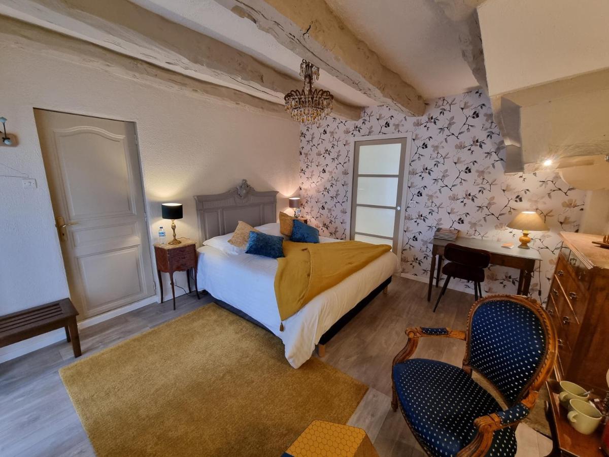 Bed and Breakfast Les Berges De La Planchette Yvignac-la-Tour Esterno foto